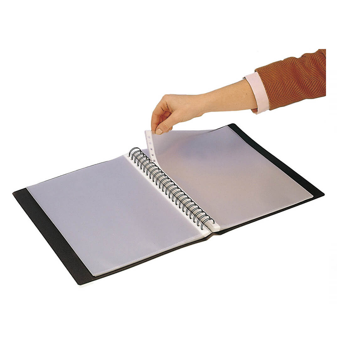 Carpeta 30 fundes In and Out PP opac A4 negres